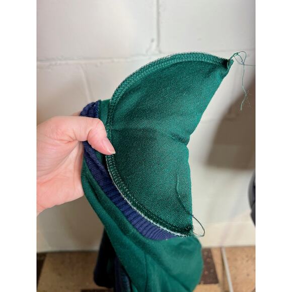 sweatshirt plaid chevron quilted green navy shoulder pads 1980s - Picture 9 of 11